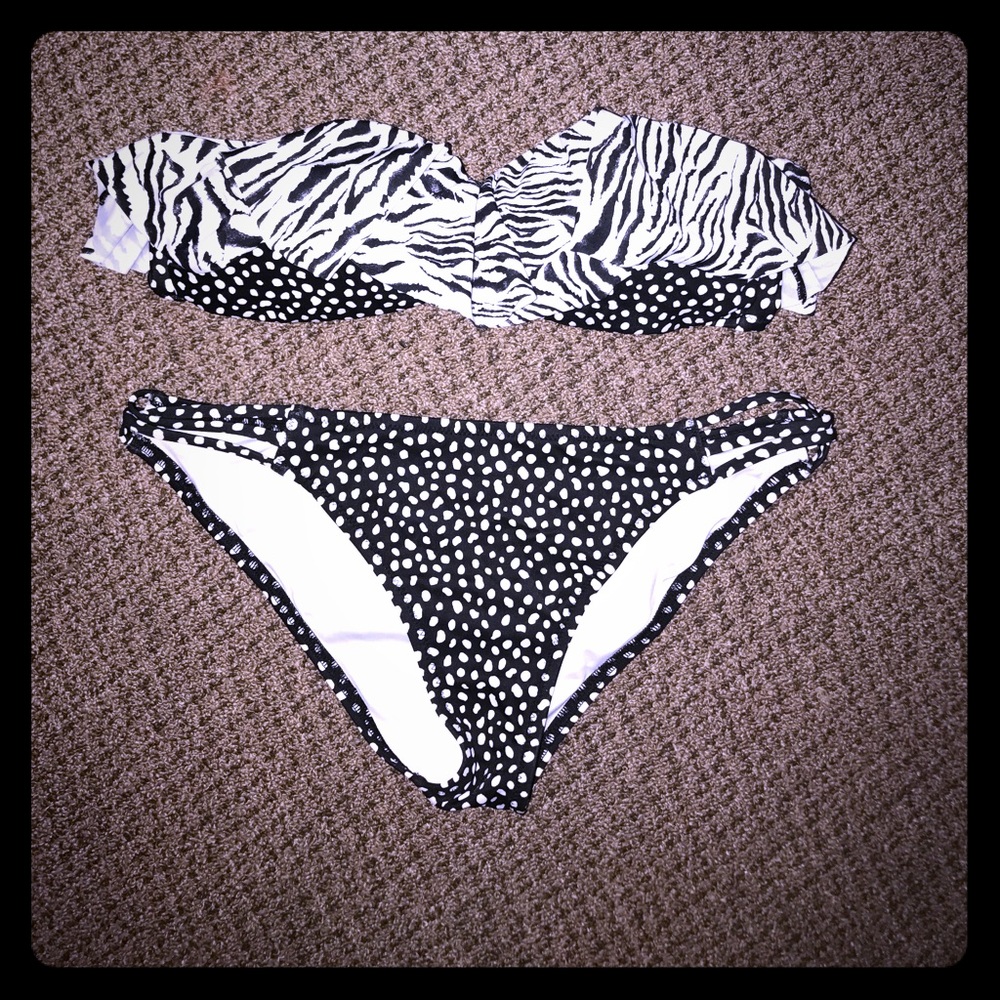 Victoria's Secret Black and White Ruffle Bikini