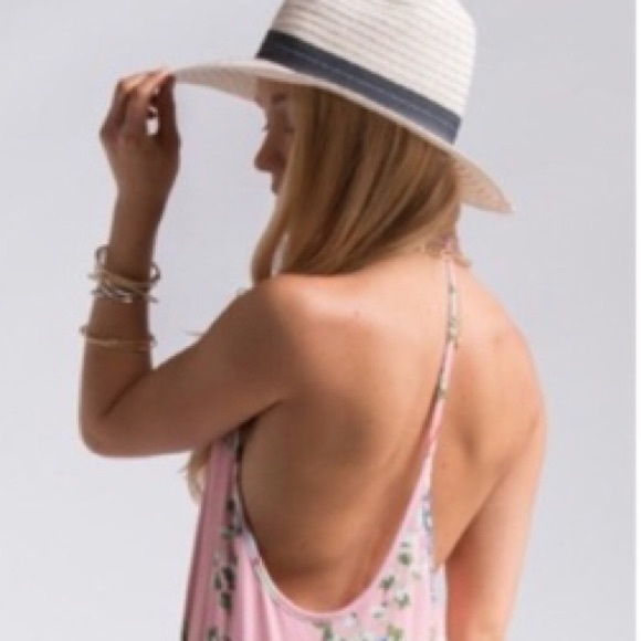 ⭐️LAST ONE ⭐️Pink Floral Maxi Dress Sz L - Picture 4 of 8