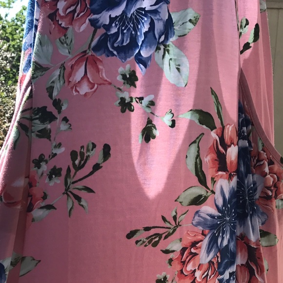 ⭐️LAST ONE ⭐️Pink Floral Maxi Dress Sz L - Picture 7 of 8