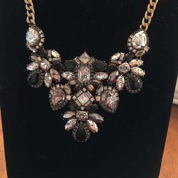Midnight Palace Statement Necklace - Picture 1 of 3
