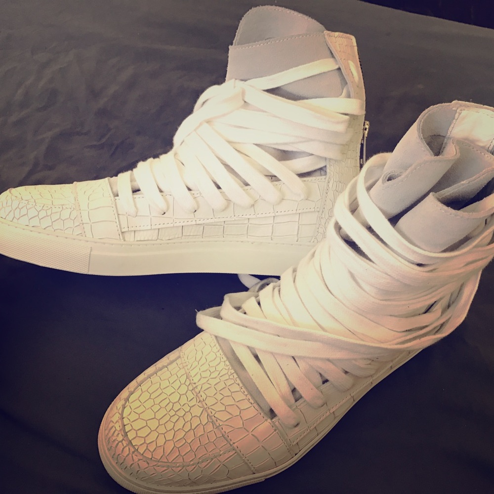 Size 8 Kris Van Assache Multi Lace Sneaker Croco