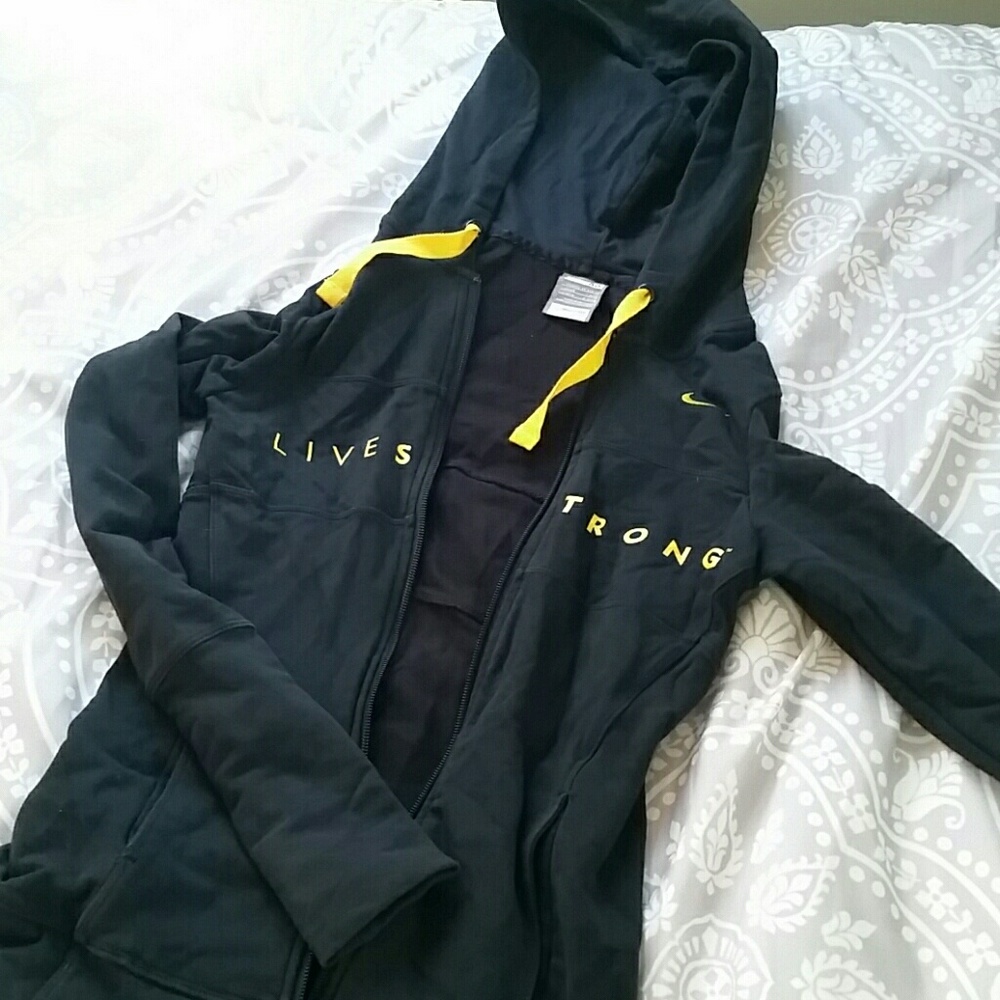 NIKE JACKET