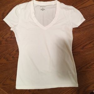 Banana Republic v-neck tee