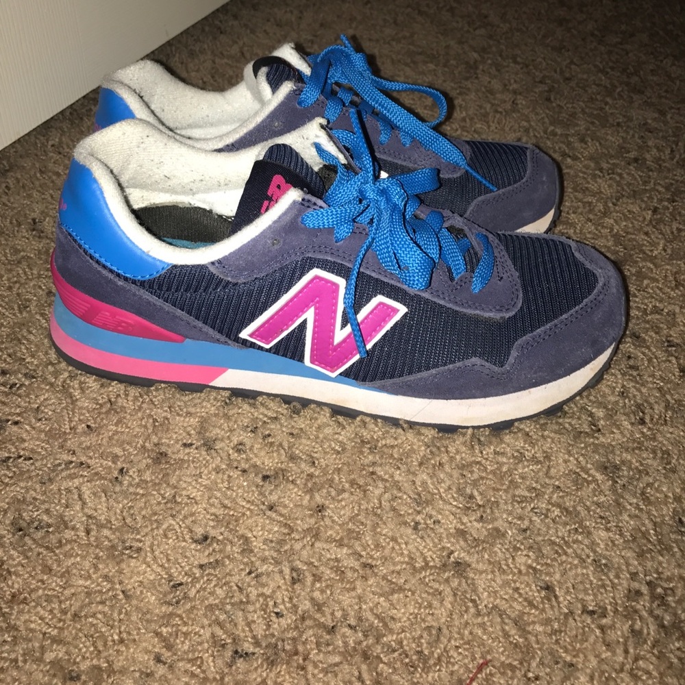New Balance Tennis Shoes