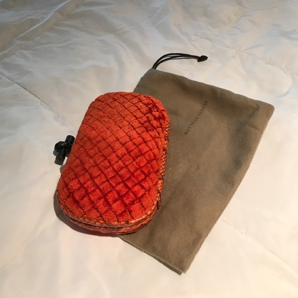 🚫Bottega Veneta 🚫knot clutch ❌SOLD❌