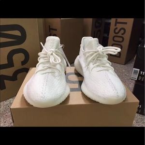 Yezzy 350 boost vs whites size 9
