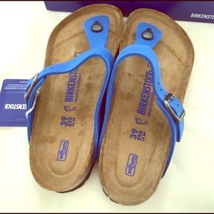 Birkenstock Gizeh blue sandal