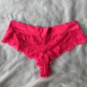 NWOT - Lace cheekies