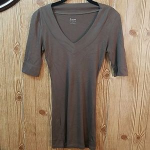 ♀NWOT Express V-Neck T-Shirt♀