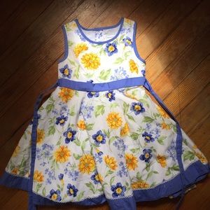 Toddler FLORAL DRESS 💐