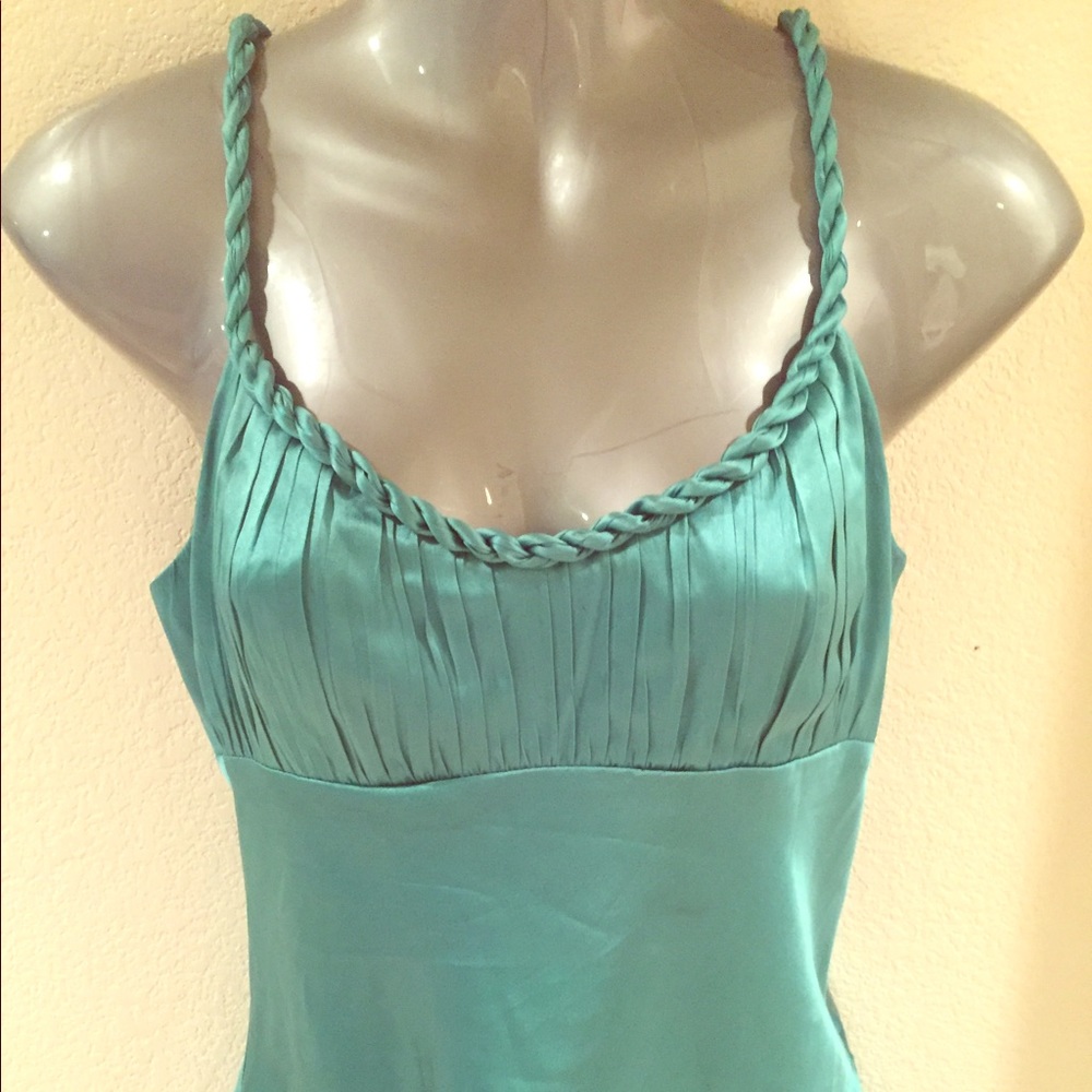 BEBE DARK GREEN TOP