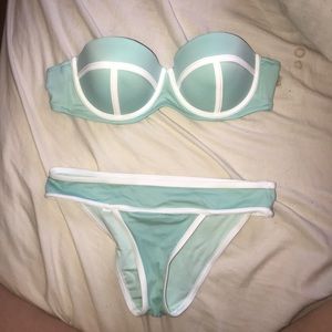 Victoria's Secret flirt bandeau with XS bottoms