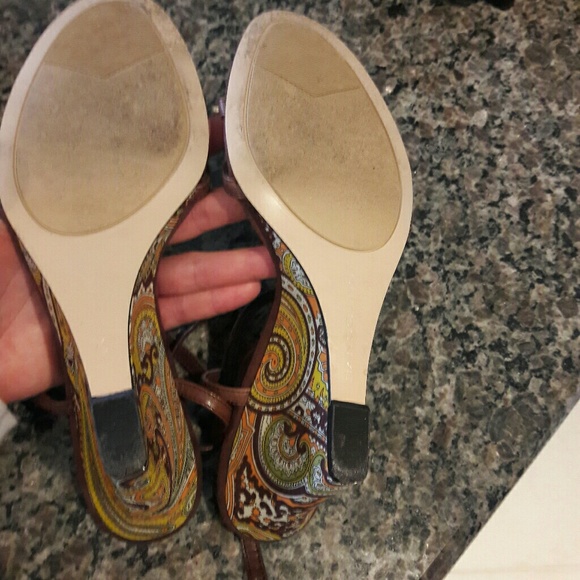 Bandolino Wedges-  Size 7.5 - Picture 5 of 6