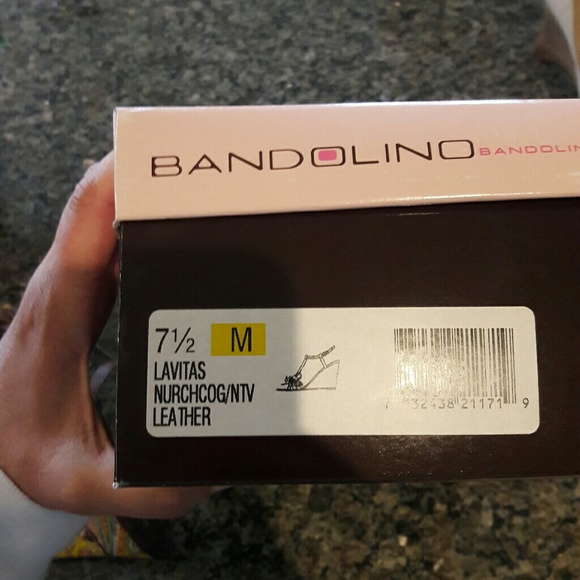 Bandolino Wedges-  Size 7.5 - Picture 6 of 6