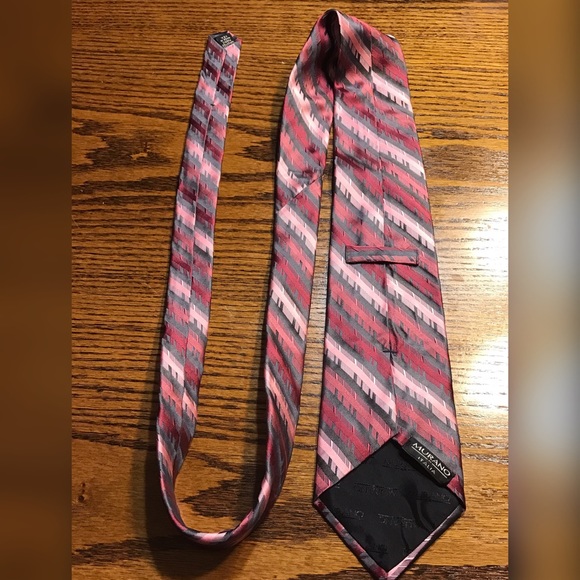 ❌SOLD❌ Murano Italia - Men's Pattern Tie - Picture 2 of 3
