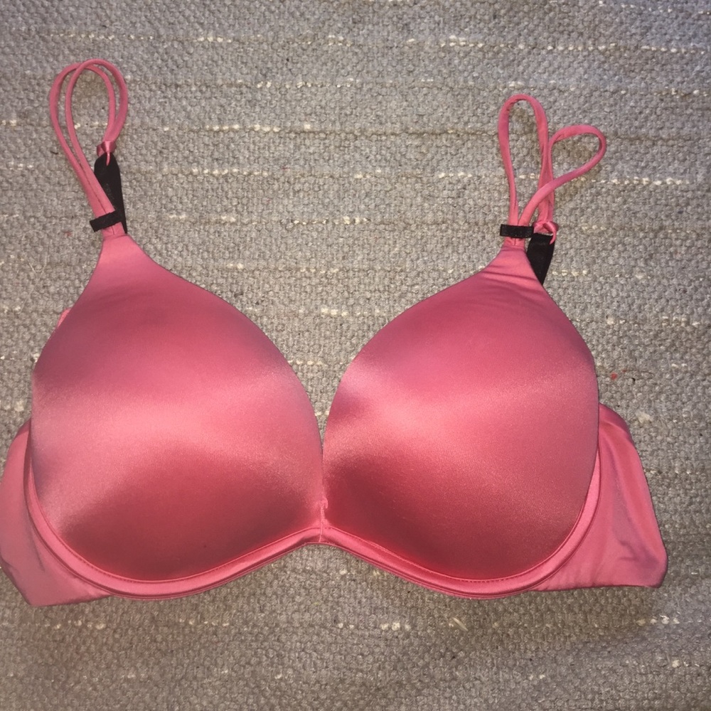Like new hot pink push-up bra cosmo adds two cups