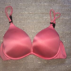 Like new hot pink push-up bra cosmo adds two cups