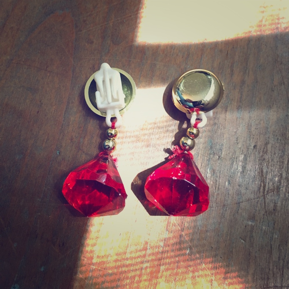 Child's "Dress-Up Earrings" clip on style.