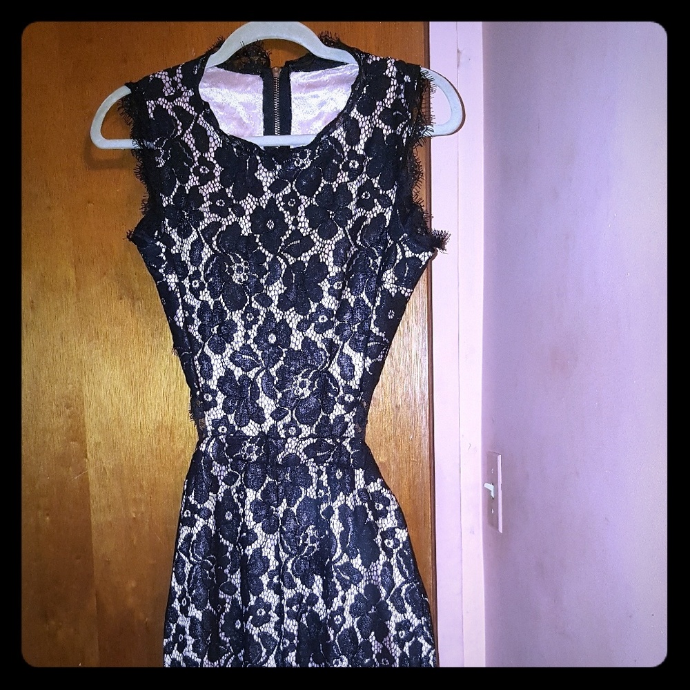 Beautiful lace jumpsuit!