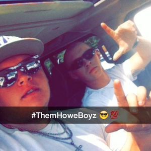 Meet your Posher, Dustin