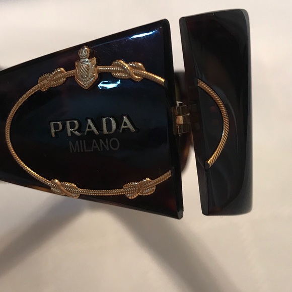 Prada sunglasses - Picture 7 of 7