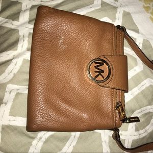 Crossbody bag