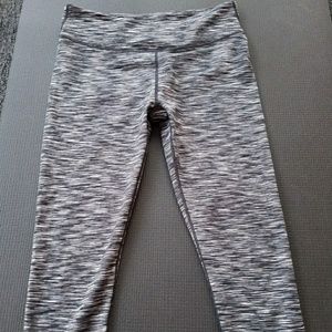 Fabletics workout yoga capris