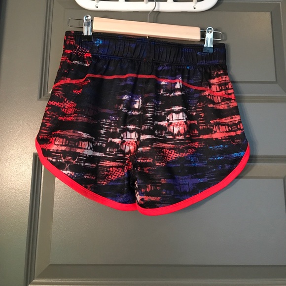 Reebok Speedwick Shorts - Picture 2 of 3