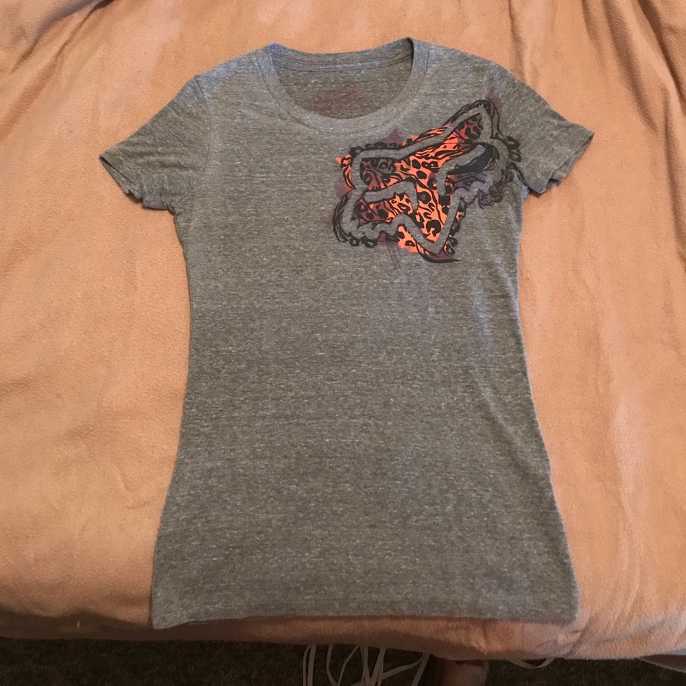 Fox graphic tee