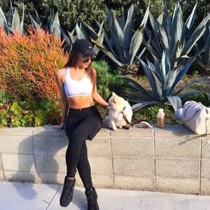 Meet your Posher, Jenna