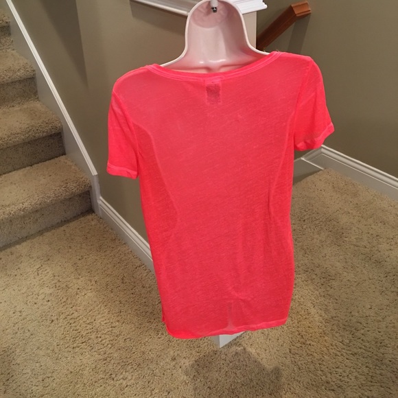 Pink brand coral pink color v neck sheer tee pink - Picture 2 of 4