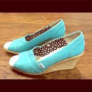 TOMS turquoise wedge sandals