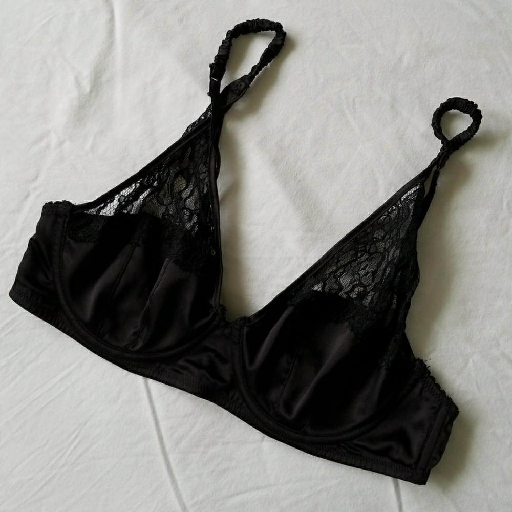 Forever 21 wired lace bralette