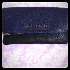 Michael Kors folding wallet (perfect condition)
