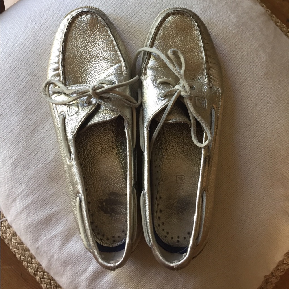 Gold Sperry Top Siders sz 8.5