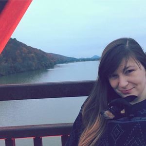 Meet your Posher, Kayla