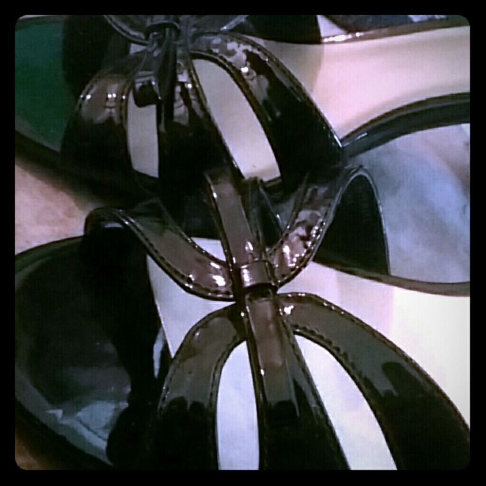 Kelly&Katie Patent Black Open Toe Kitten Heel 7.5M