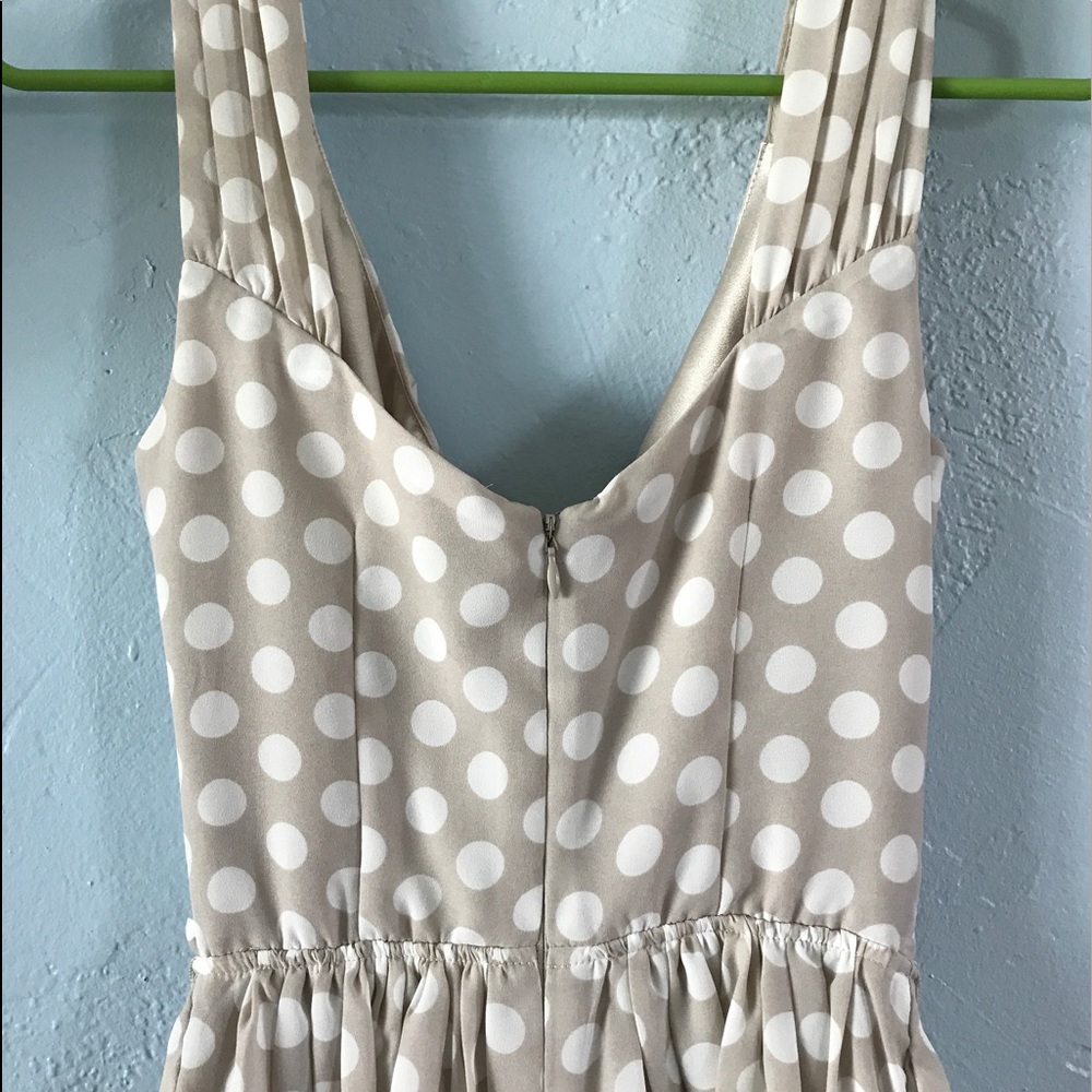 Express Size 0 Cream and White Dress