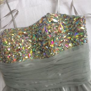 A casual short prom/homecoming dress.