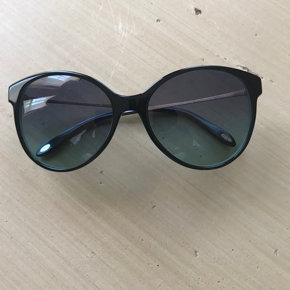 Tiffany& Co women's designer sunglasses AUTHENTIC