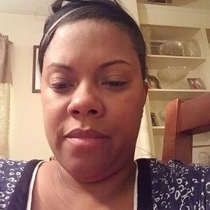 Meet your Posher, Felicia