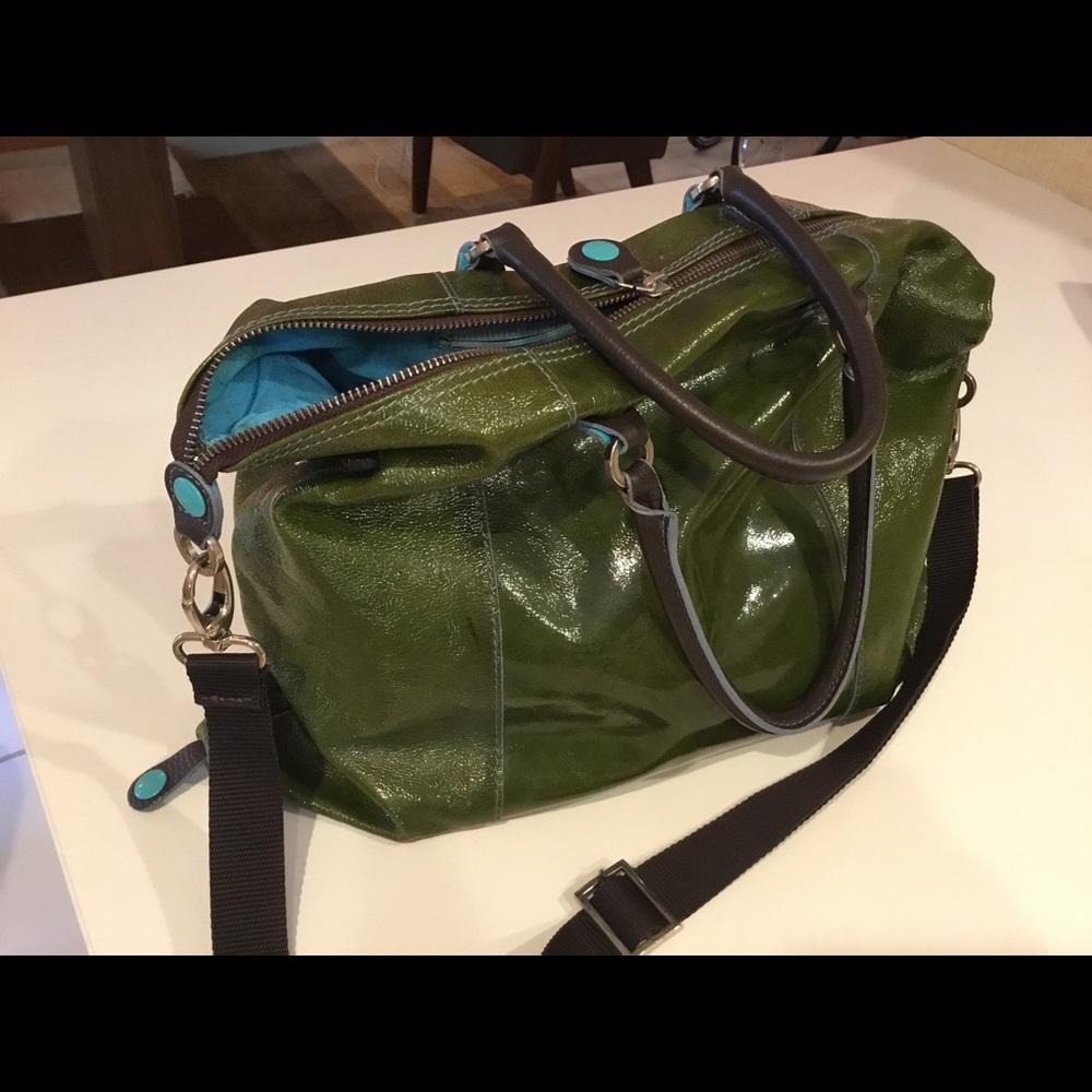 Dooney & Bourke textured patent leather bag