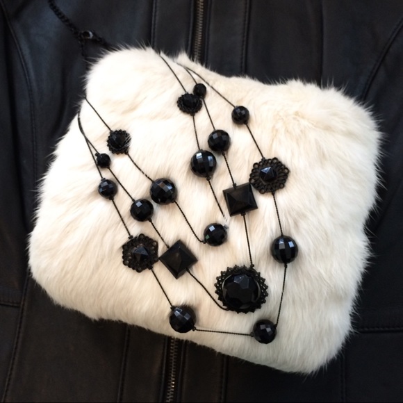 Jewelry - Metal Victorian Lace 3-Tier Necklace