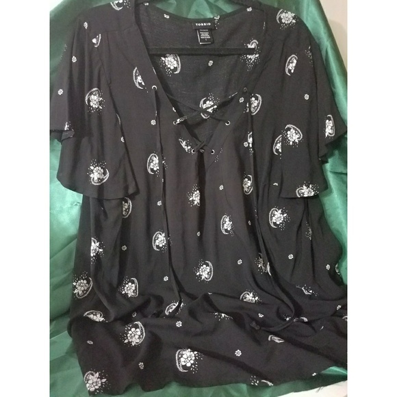 torrid Tops - Torrid Lace up Blouse