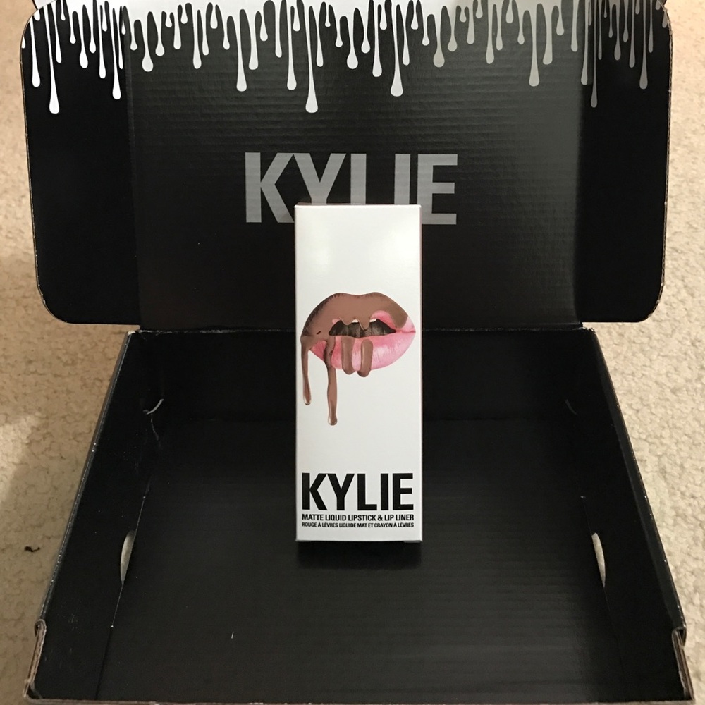 Kylie Lip Kit Maliboo!!!
