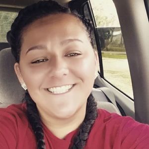 Meet your Posher, Candace