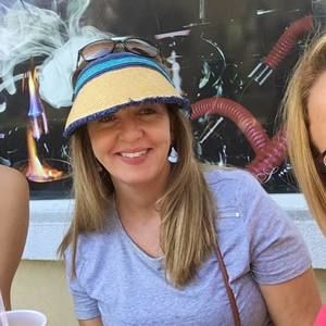 Meet your Posher, Carla