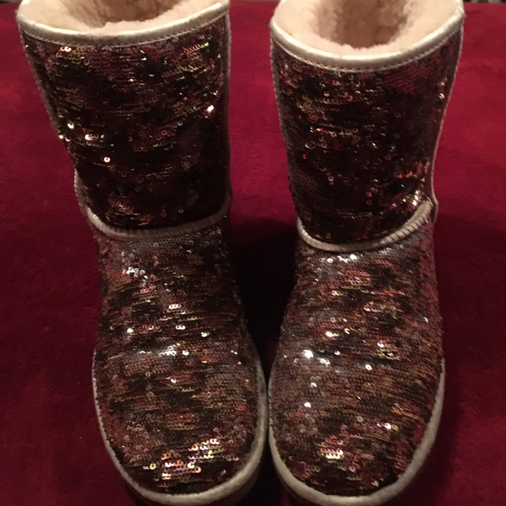 Brand New uggs glitter