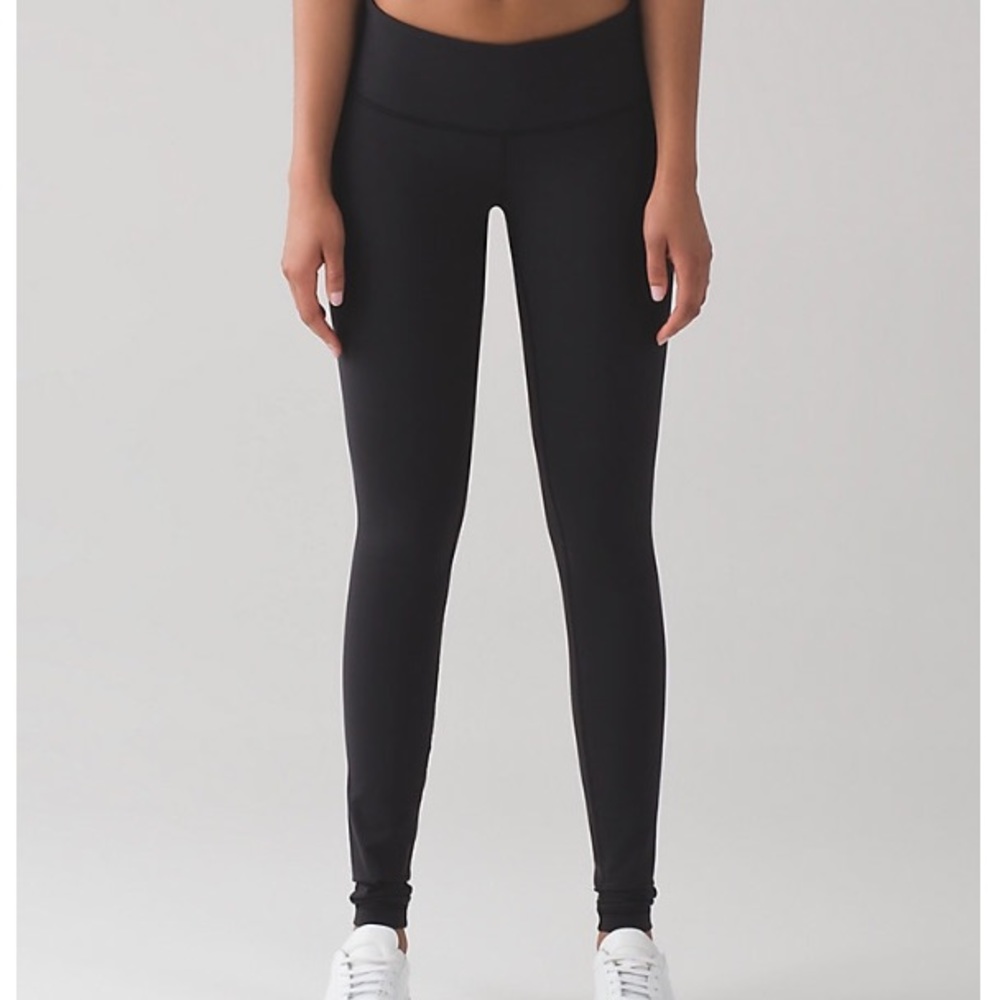 Lululemon yoga pants