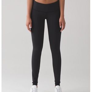 Lululemon yoga pants